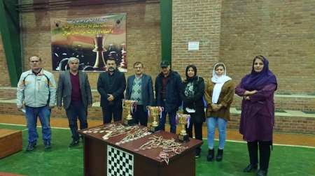 مسابقه کارکنان و اساتید