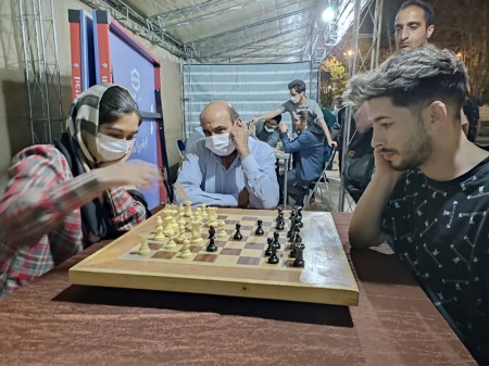 شبهای نیاوران